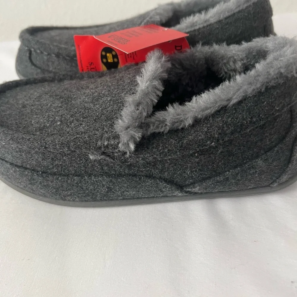 Deer‎ Stags Kids Gray Comfy Moccasin Slippers with plush Lining Size 5, NWT